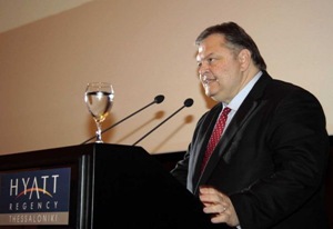 venizelos_EETH_DEXIOSI_20110116_01