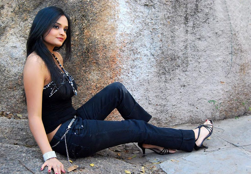 Actress Payal Shetty Hot Photos unseen pics