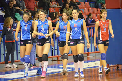 https://picasaweb.google.com/100055659285015816886/VolleyWomen20132014