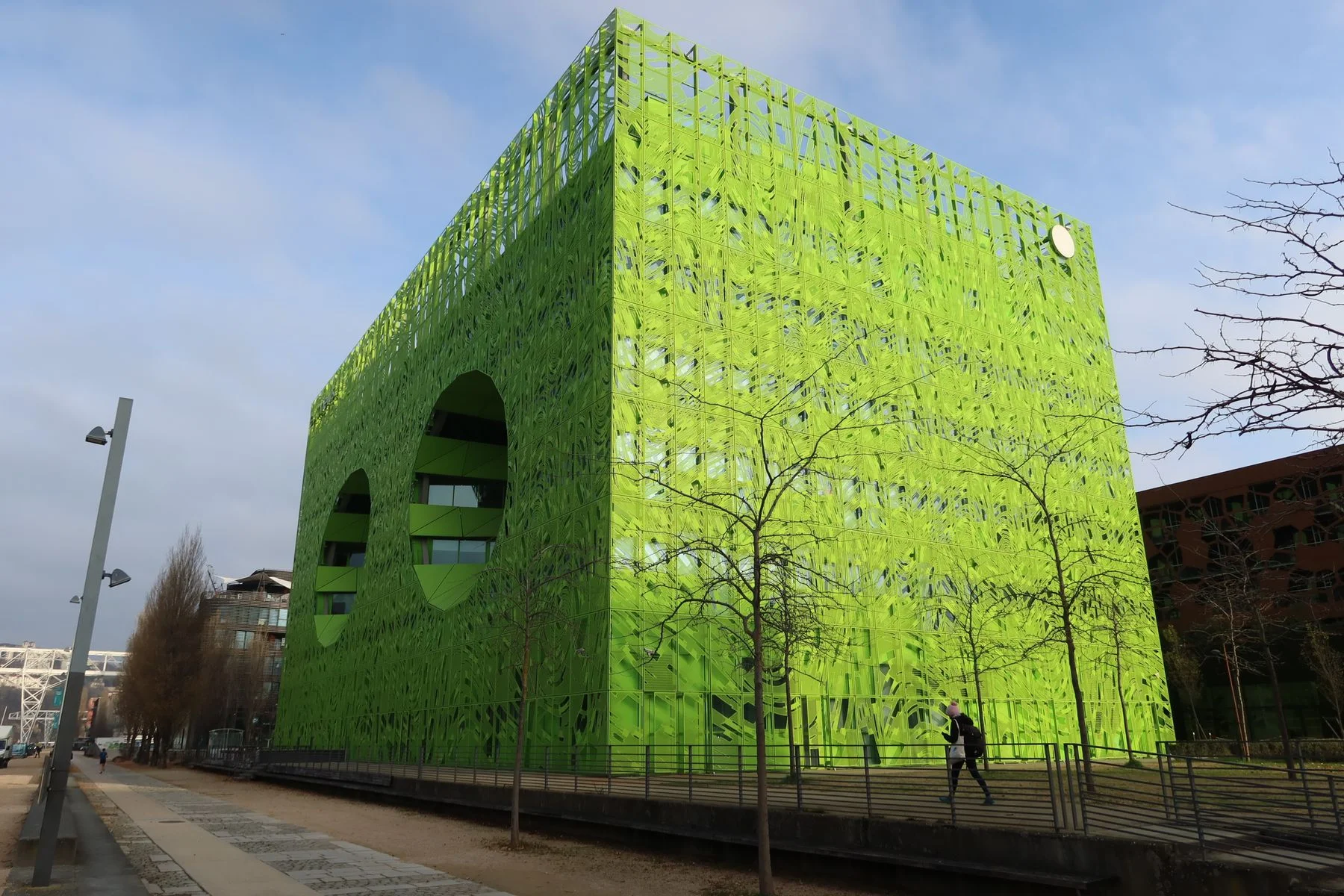 cube vert lyon confluence euronews