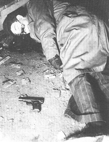 1 April 1941 worldwartwo.filminspector.com German spy Jan Willem Ter Braak