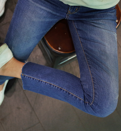 Frayed Denim Jeans