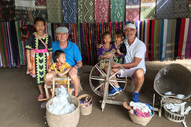 Los ninos en Laos