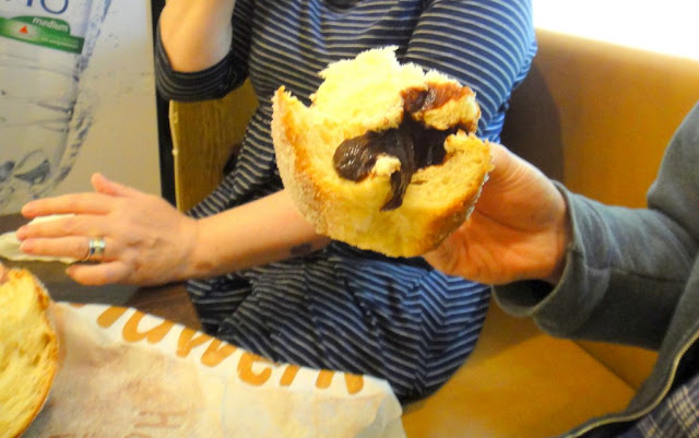 Berlin's Biggest Pfannkuchen Bäckerei Ladewig Kreuzberg