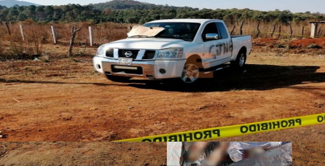 En su propia camioneta con la siglas de El CJNG y bien desnudos abandonan 2 Sicarios en Michoacán