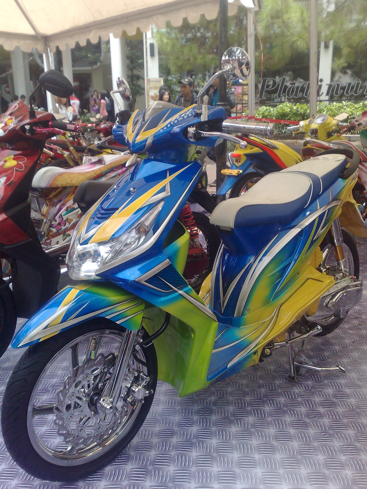 Vario Retro Beat Honda Otocontest 2012 Bandung