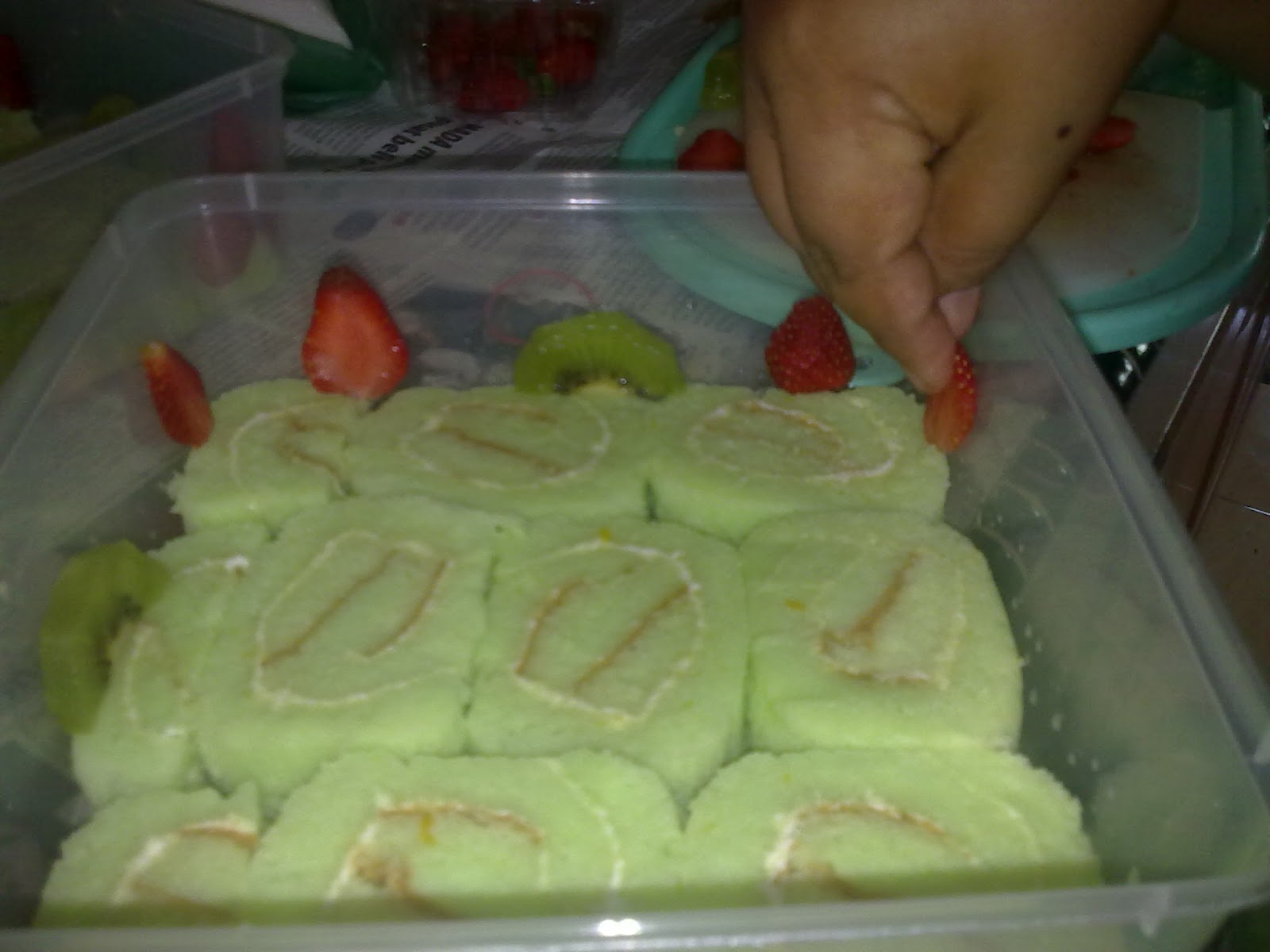 CARA CARA MENGHIAS TRIFLE BUAH  BUAHAN MAMA CUPIE CORNER