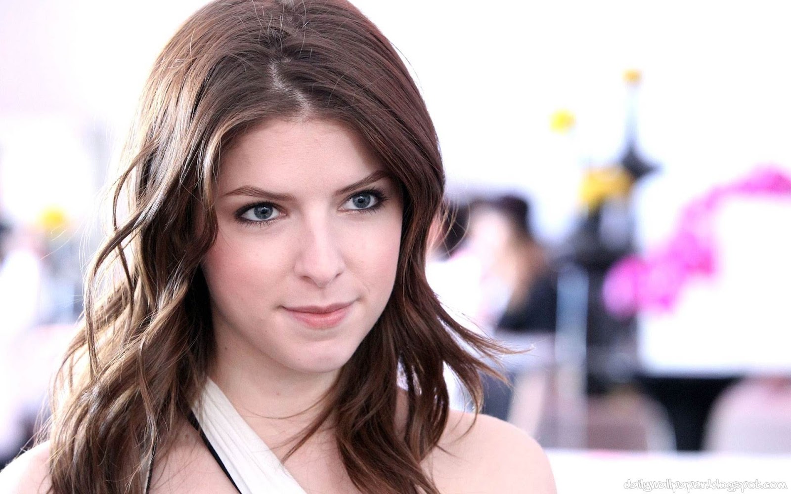 Anna Kendrick HD Images and Wallpapers - Hollywood Actress