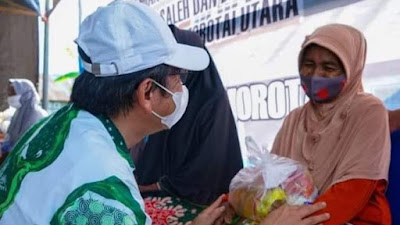 Masyarakat Kembali Mendapatkan 20.000 Paket Bantuan Langsung Dari Bupati Morotai Benny Laos