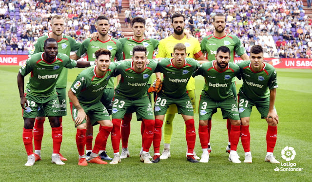 DEPORTIVO ALAVÉS - Temporada 2018-19 - John Guidetti, Jonathan Calleri, Ximo Navarro, Pacheco y Laguardia; Wakaso, Ibai Gómez, Jony, Darko Brasanac, Rubén Duarte y Martín Aguirregabiria. REAL VALLADOLID C. F. 0 DEPORTIVO ALAVÉS 1 (Ibai Gómez). 16/09/2018. Campeonato de Liga de 1ª División, jornada 4. Valladolid, estadio José Zorrilla.