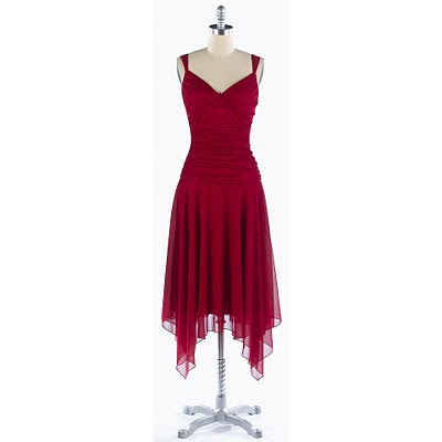 Dress Model Stand on The Color Is A Stand Out  And The Ruching Across The Waist Is Super