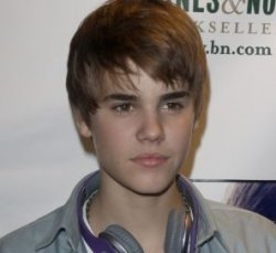 foto Nuevo peinado de Justin Bieber