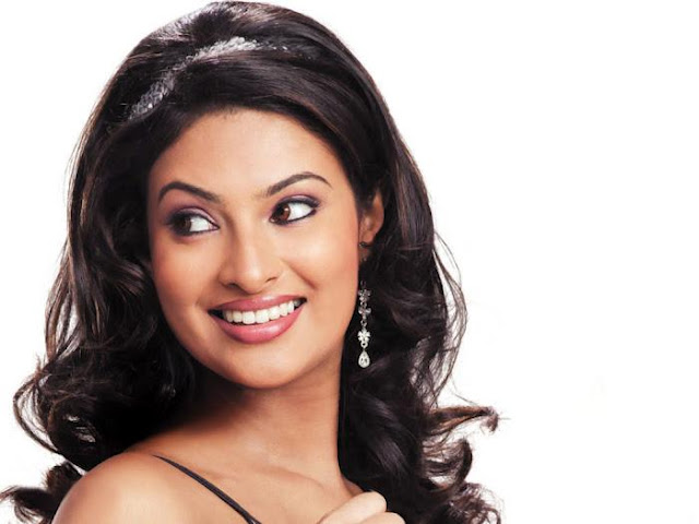 Sayali Bhagat Bollywood Movie Actress Wallpapers