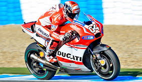 Tampilan Motor Ducati Desmosedici GP15 Livery MotoGp 2015 Terbaru_4