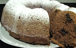 Autentico Bundt Cake con galletas oreo y chocolate