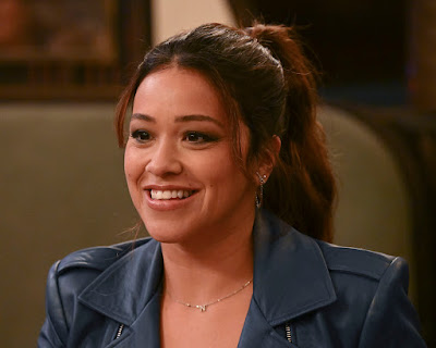 Not Dead Yet Series Gina Rodriguez Image 9