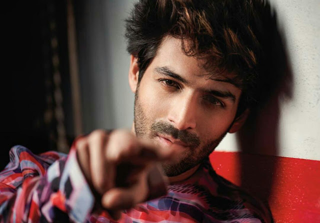 Kartik Aaryan HD Wallpaper