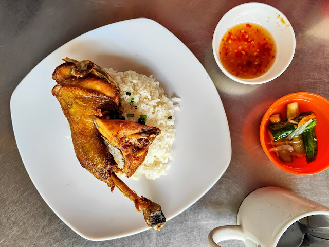 Hawaii_Fried_Chicken_Rice_Restaurant_Phnom_Penh_អាហារដ្ឋានបាយមាន់ហាវ៉ៃ