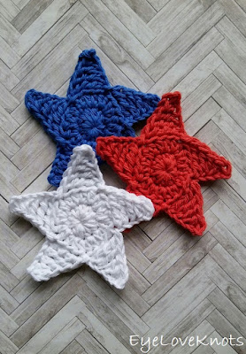 https://eyeloveknots.com/2019/07/seeing-stars-coasters-free-crochet-pattern.html