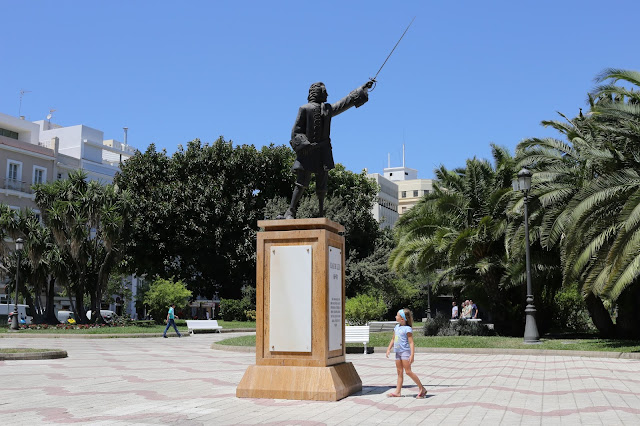 Monumento a Blas de Lezo en Cádiz