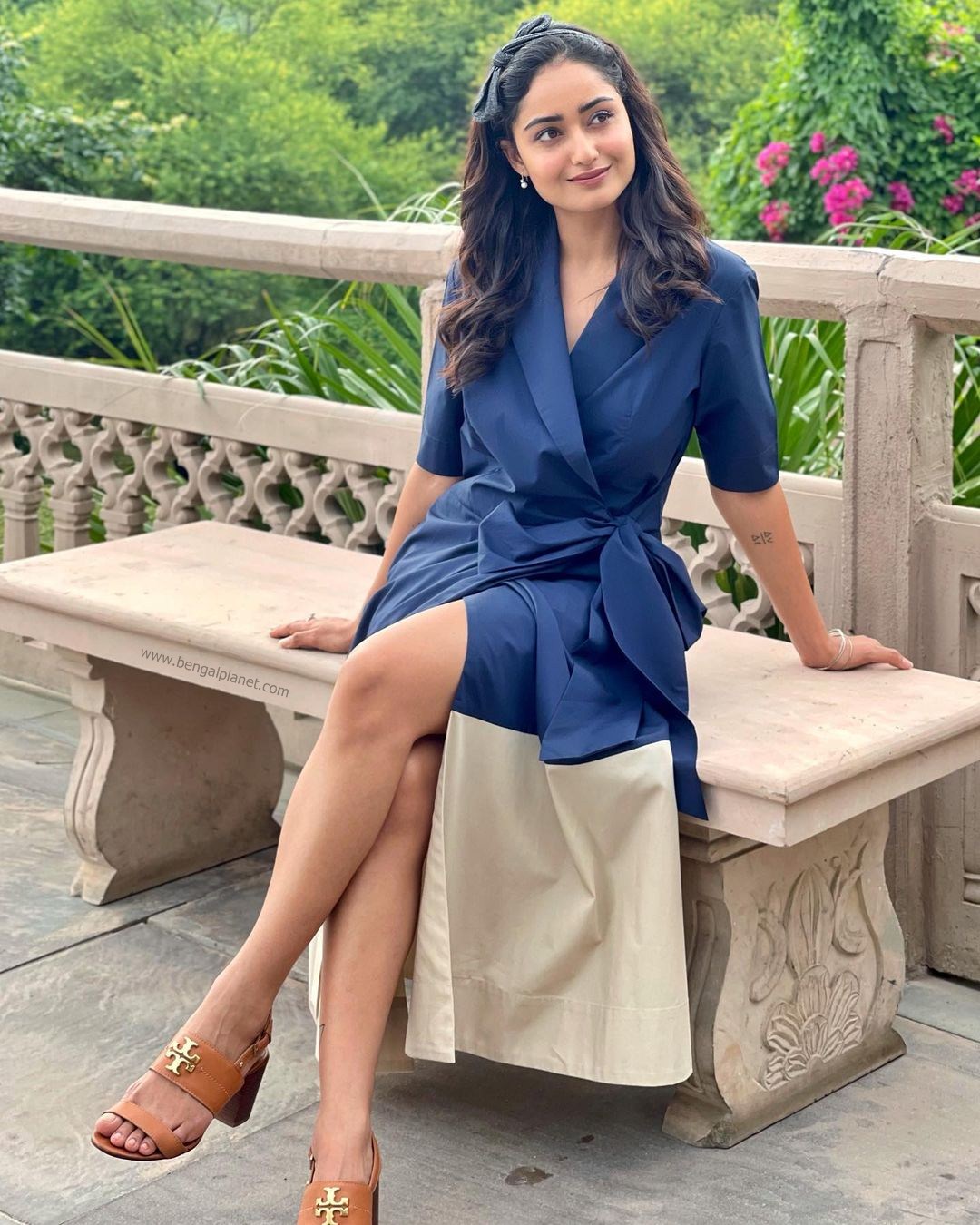 Tridha-Choudhury-looks-chic-hot-and-classy-in-these-pictures-83-Bengalplanet.com