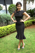 Samantha latest photos in black-thumbnail-17