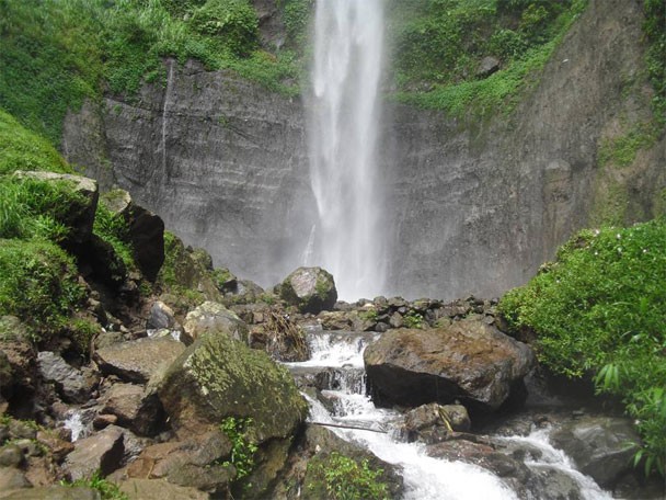 Klik untuk melihat Tempat Wisata di Semarang Air Terjun Kali Pancur