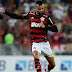 Fabrício Bruno tem lesão rara no pé, vai a especialistas e cirurgia não está descartada