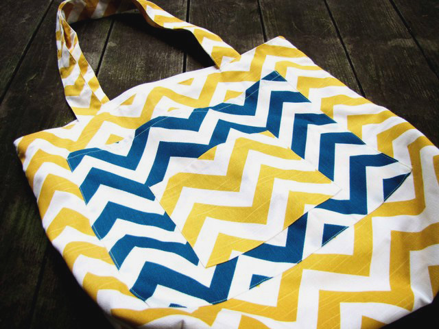 Lined Tote with Pockets Tutorial