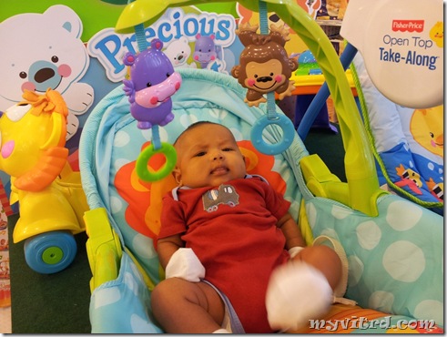 kerusi urut bayi