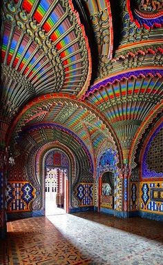 rainbow walls Italy Architecture 