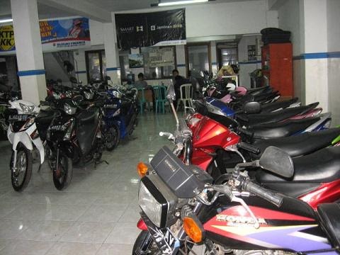 Peluang Bisnis Proposal Usaha Jual Beli Mobil dan Motor Bekas 