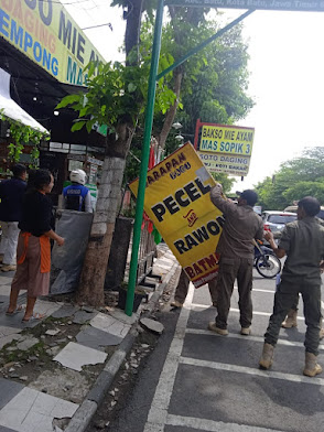 Dishub Bersama Satpol PP Kota Batu Operasi Penertiban PKL dan Parkir Liar