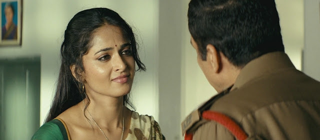 Anushka Shetty Hot