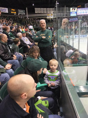 msu hockey, michigan state university, front row, penalty box