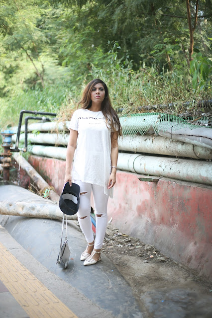 chill summer outfit, cute graphic tee, delhi fashion blogger, fashion, femella, how to style chokers, how to style graphic tee, how to style ripped shorts, summer fashion trends 2016, street style outfit ,beauty , fashion,beauty and fashion,beauty blog, fashion blog , indian beauty blog,indian fashion blog, beauty and fashion blog, indian beauty and fashion blog, indian bloggers, indian beauty bloggers, indian fashion bloggers,indian bloggers online, top 10 indian bloggers, top indian bloggers,top 10 fashion bloggers, indian bloggers on blogspot,home remedies, how to