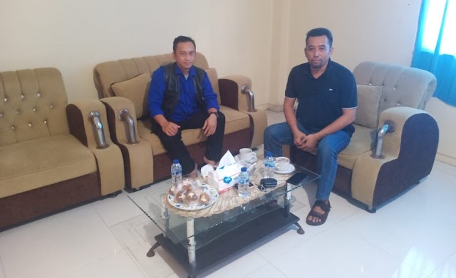 Kunjungan Ketua Bidang Kelautan PPLHI Jawa Barat Asep Herman ke TPI Palabuhan Ratu