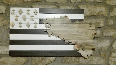 carte, géographie, geographie, Bretagne, Breizh, BZH, triskel, fleur de lys, Canada, gwen ha du, drapeau, noir, blanc, bois