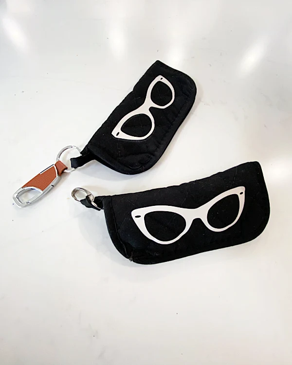 eyeglass cases with hooks