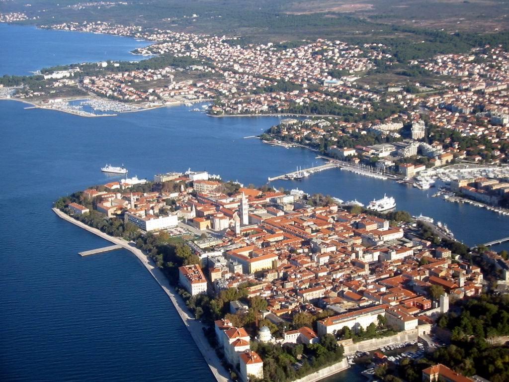 Di qua e di la: ZARA - (Zadar, Jadera - Croazia)
