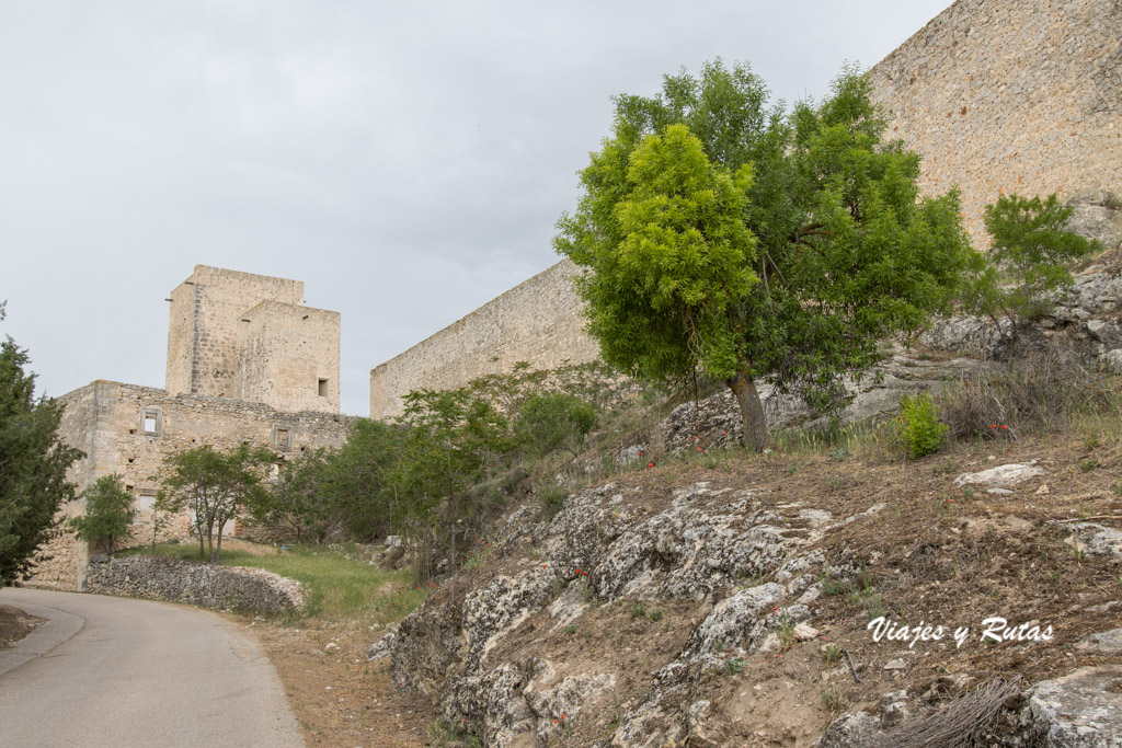 Muralla y torres de Uclés