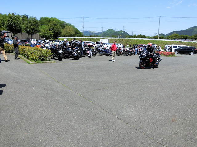 宮ヶ瀬ダム　鳥居浜園地　駐車場