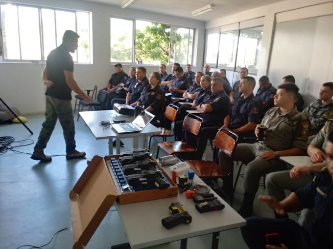 Guardas Municipais de Cachoeirinha recebem treinamento para utilização de armas taser