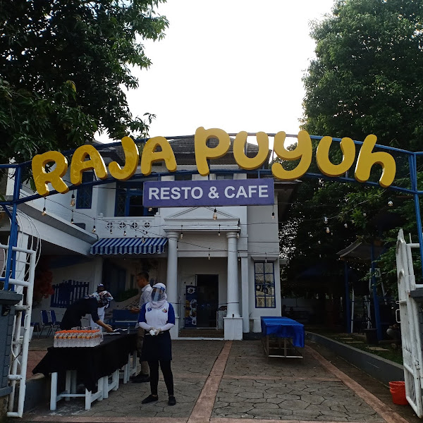 Raja Puyuh Resto & Cafe, Kulineran Sambil Nongki di Kota Wisata Cibubur 