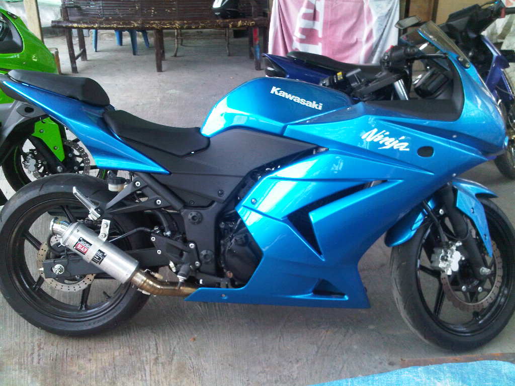 Foto Modifikasi Motor Ninja RR Warna Biru Sukaon