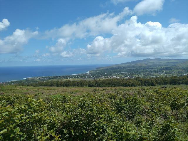 Hanga Roa desde Rano Kau