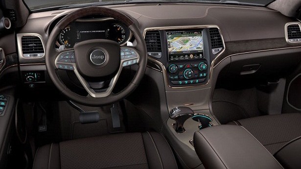 2016 Jeep Grand Cherokee Interior