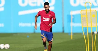 Barcelona new signing Matheus Fernandes finally joins rest of squad