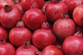 Top 12 amazing benefits derived from pomegranate