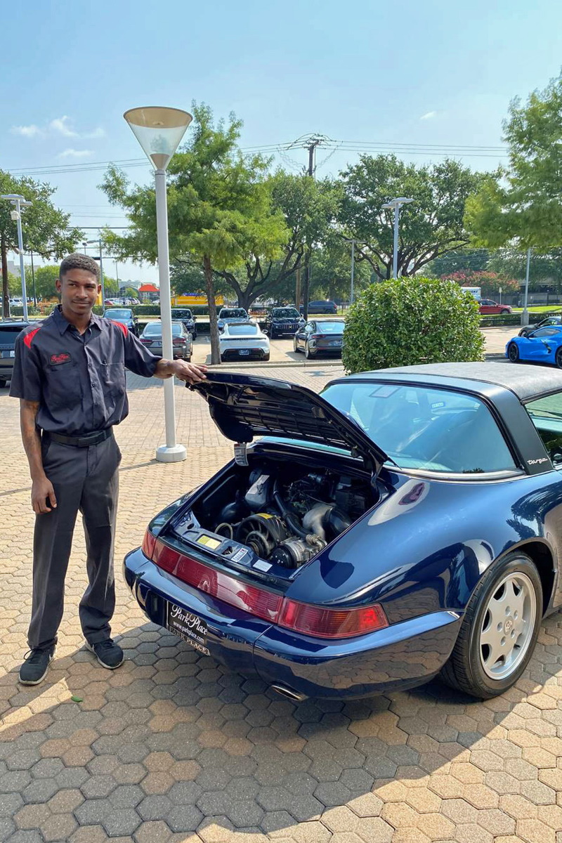 Dallas Porsche Classic Technician Wins National Restoration Award